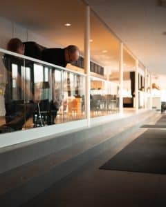 Montagehilfe von Geländerladen.